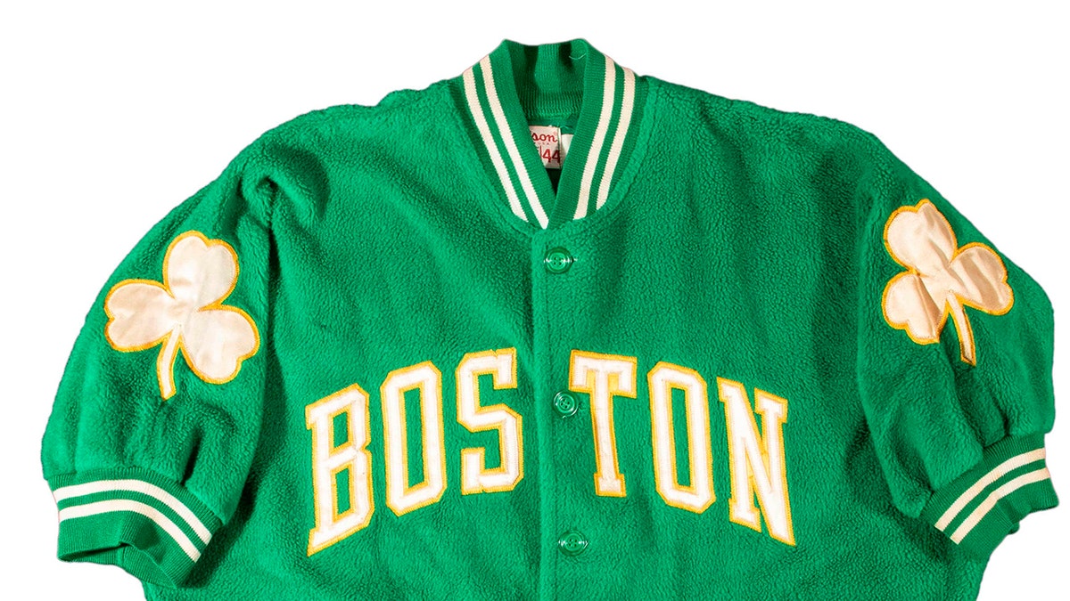 Celtics legend Bill Russell to auction off prized memorabilia later this  year