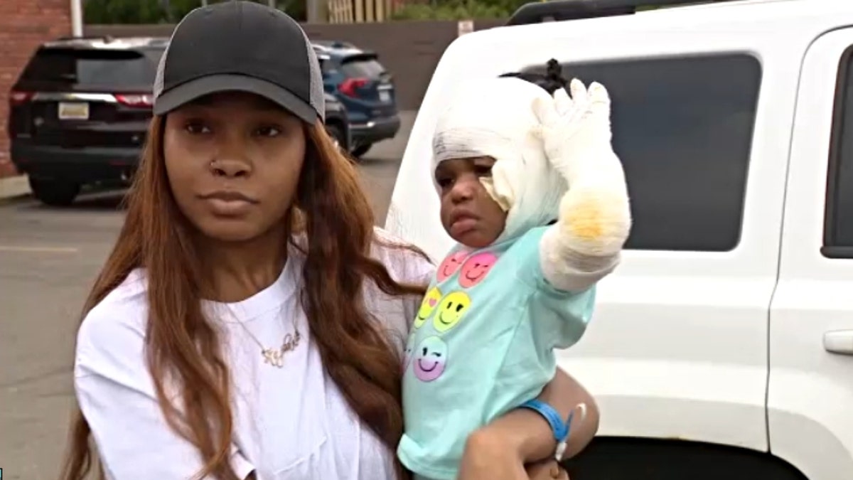 ShiAnn Brown and her daughter. (Credit: Fox 2 Detroit)