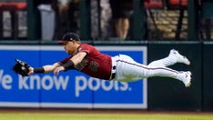 Diamondbacks' Kole Calhoun makes bad baserunning error vs. Cubs