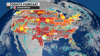 Strong storms possible in upper Midwest; heat, humidity move into central US