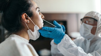 US COVID-19 cases rising again, doubling over three weeks