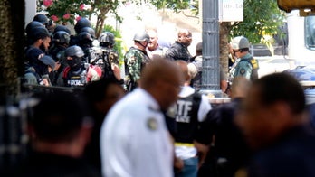 Over 60K police, law enforcement officers assaulted in 2020, up by 4,000+ from year before, FBI says