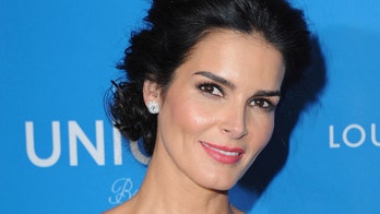Angie Harmon wows fans in sunny bikini snapshot while swimming with stingrays: ‘Happy Monday!’