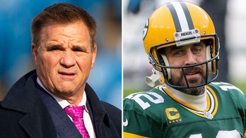 Aaron Rodgers' holdout 'not fair' to Packers teammates, NFL analyst says