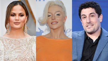 Courtney Stodden seemingly takes a swipe at Chrissy Teigen as she praises Jason Biggs' 'personal apology'