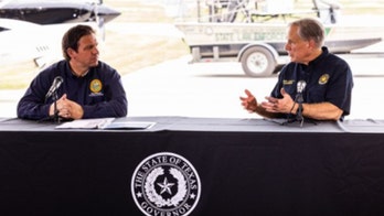 Govs. DeSantis and Abbott, in border visit, warn migrant crisis ripple effect on other states