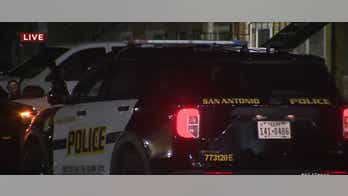Woman found stabbed after young kids wander streets: 'Mommy’s dead’