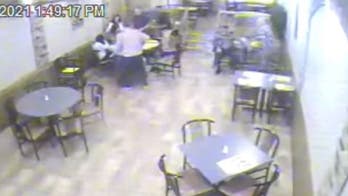 New Jersey detective on lunch break saves choking girl at next table