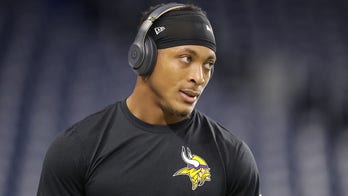 NFL player vomits on side of road during former teammate's 2019 DWI arrest, video shows