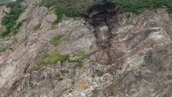 Rescuers have found the bodies of nine victims a day after a plane crash in a remote area in Russia's Far Eas