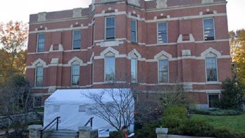 Boston rabbi stabbed outside synagogue, suspect in custody