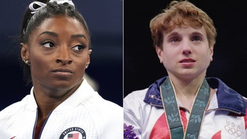 Simone Biles, Kerri Strug Olympics situations debated after superstar gymnast's Tokyo exit