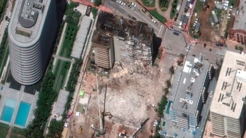 Florida condo collapse: Anonymous bidder offers $120M to buy site