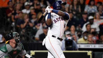 Álvarez hits 2 HRs, drives in 5 runs as Astros beat A's 9-6