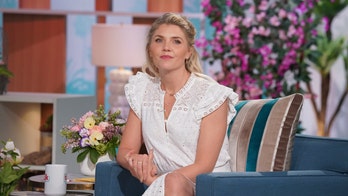 Amanda Kloots addresses criticism for announcing she's dating again 1 year after Nick Cordero's death