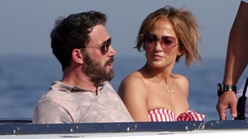 Jennifer Lopez, Ben Affleck relax on $130M super yacht in Italy