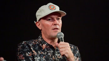 Limp Bizkit's Fred Durst debuts new facial hair, fans react