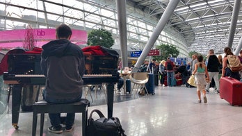 Airport pianist gets over $70k in tips after stranger posts video of him playing