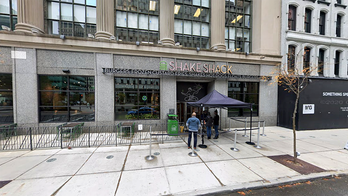 Girls brawl outside Detroit Shake Shack but no police report filed