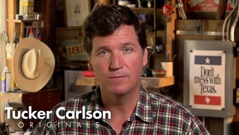 ‘Tucker Carlson Originals’ enters border crisis epicenter, where armed residents face off with migrants