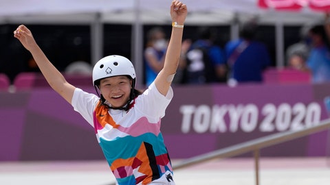 Teenage Olympians take street skateboarding medals in Tokyo