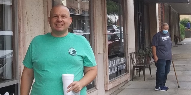 Jeremy Whitham, 36, from Osceola, Missouri, found out his kidneys were failing in 2017.