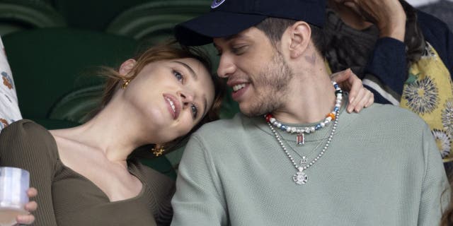 Phoebe Dynevor and Pete Davidson were romantically linked in 2021.