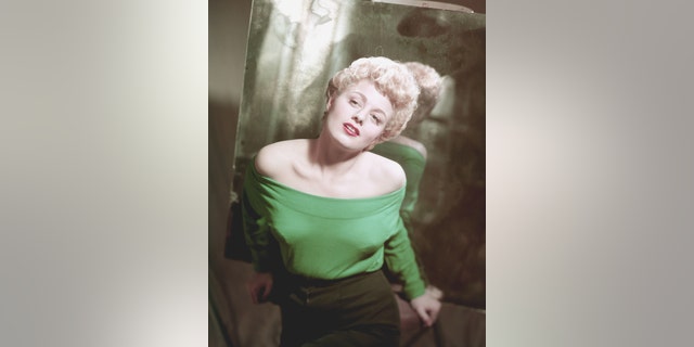 Shelley Winters transformed herself over the years, leading a successful, decades-long career as an actress.