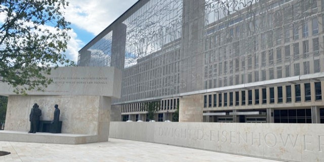 Dwight Eisenhower Memorial Sign 