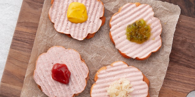 Round hot dogs from meat delivery service Rastelli's recently went viral on social media. Though the food item looks like bologna, Rastelli's told Fox News that its round hot dogs are made differently than the deli meat.
