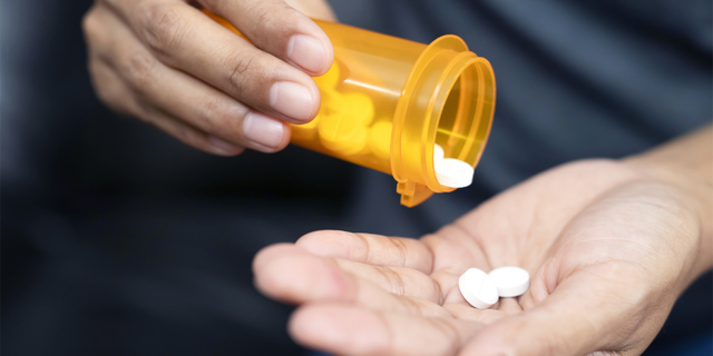 6 people in a North Carolina hotel taken to nearby hospital for signs of overdoses 3 Rx Drugs