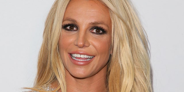 Britney Spears a volte condivide le foto delle sue vacanze tropicali.