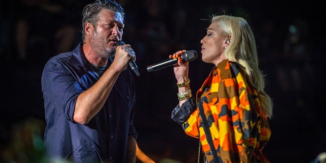 Stefani and Shelton perform together for the first time in public at the Country Thunder Music Festival in Twin Lakes, Wisconsin. 