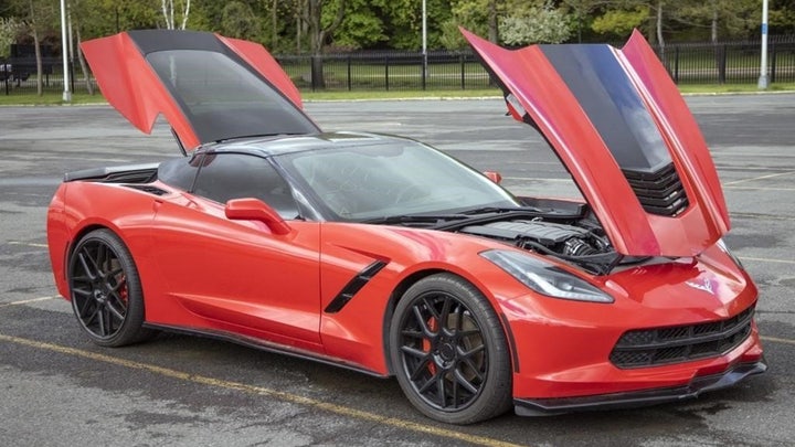 Fox News Autos Test Drive: 2020 Chevrolet Corvette Stingray