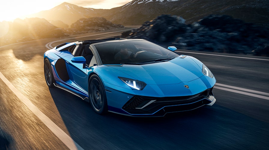 769 hp Lamborghini Aventador Ultimae celebrates internal
