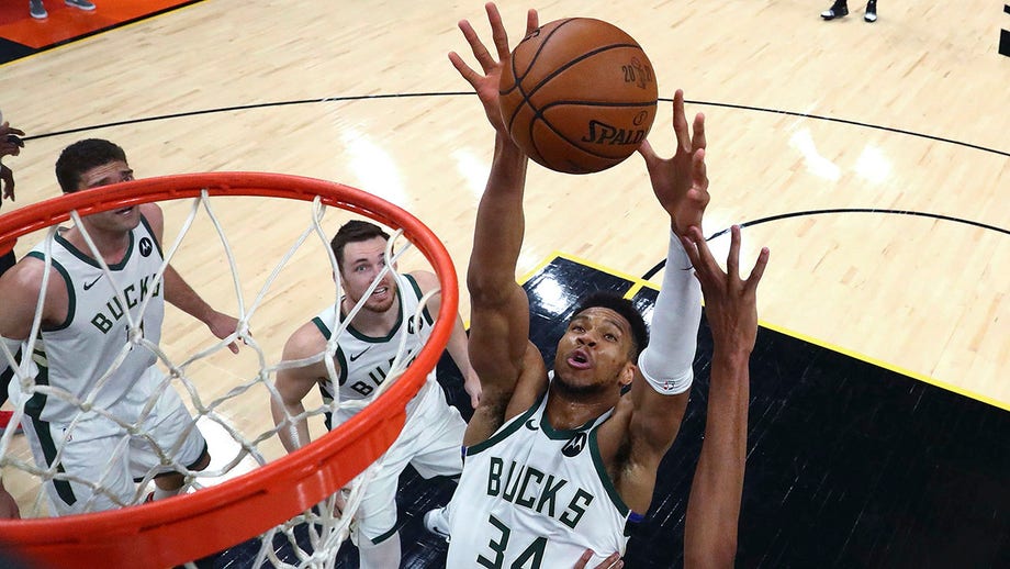 Bucks try to focus with championship chance