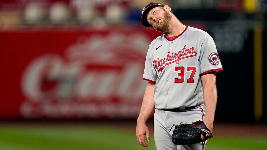 Nationals' Stephen Strasburg, who once signed record-breaking