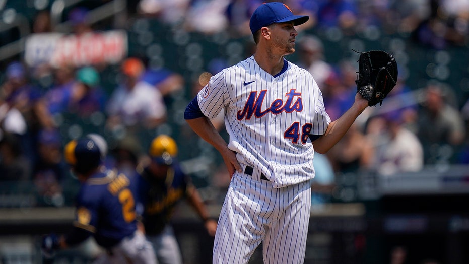 DeGrom's ERA rises above 1.00 as Mets beat Brewers 4-3