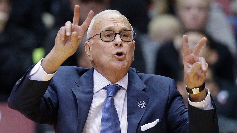 Back in NCAA: Larry Brown joins Hardaway’s staff at Memphis