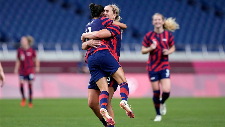 US women’s soccer climbs back after 6-1 win over New Zealand in Olympic group stages