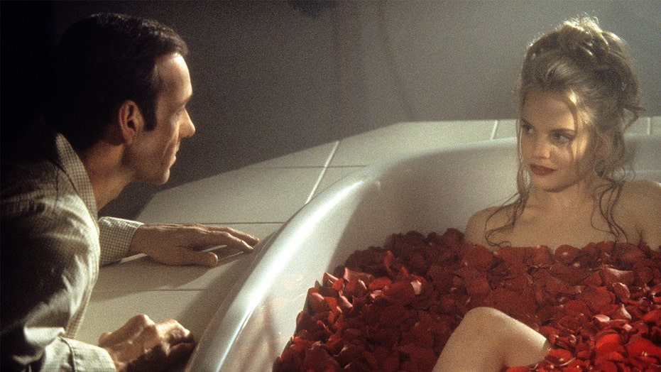 Mena Suvari recalls 'unusual,' 'weird' moment with Kevin Spacey on the set of 'American Beauty'