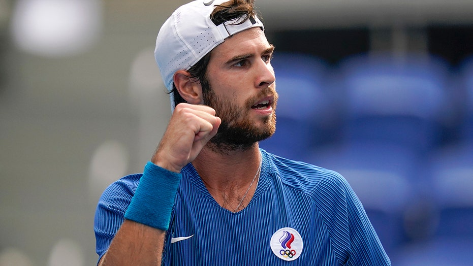 Khachanov advances to gold-medal match in Olympic tennis