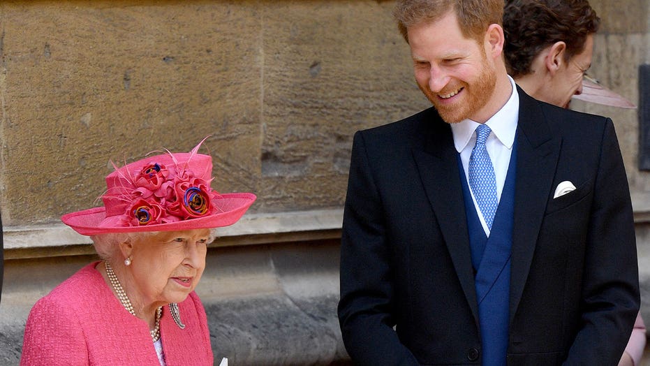 Prince Harry doesn’t need Queen Elizabeth’s approval to write his memoir, had private talks with royal family