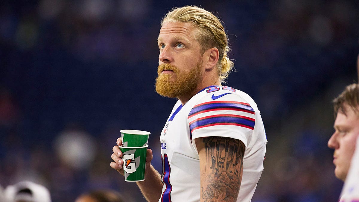 Buffalo Bills' Cole Beasley Fined Over COVID Protocols: Report