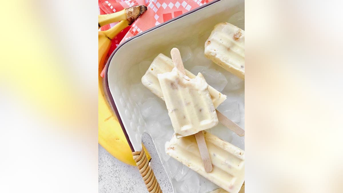 Debi Morgan's Banana Pudding Pops recipe only requires five ingredients.