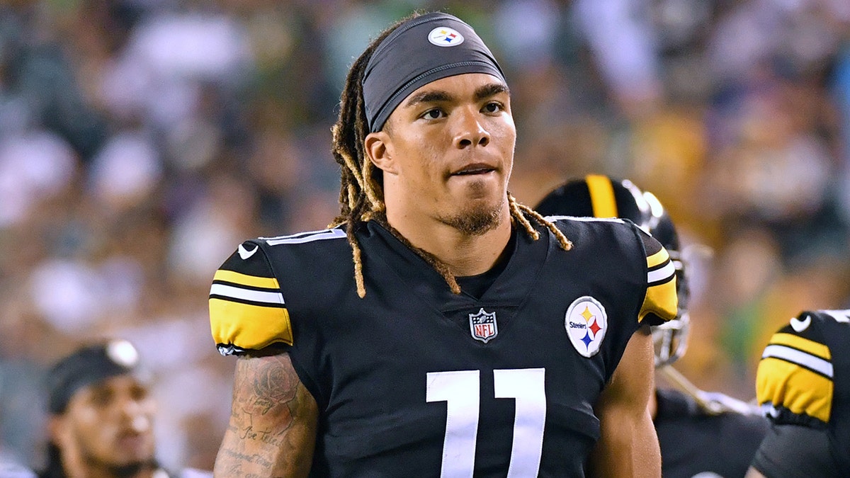 Steelers' Chase Claypool, Minkah Fitzpatrick Involved In Practice Fight ...