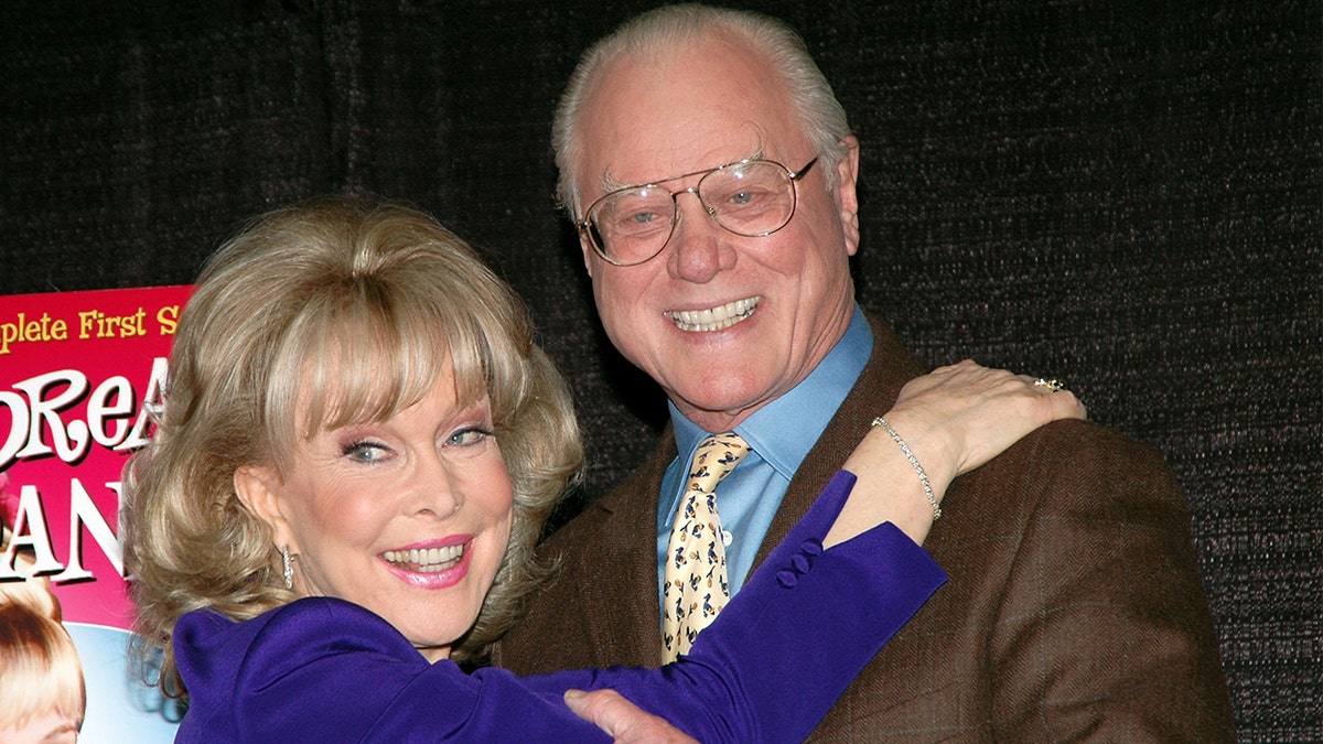 Barbara Eden Larry Hagman