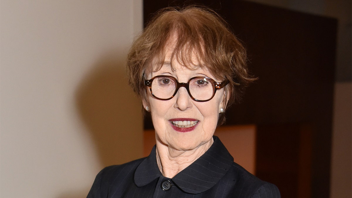 Una Stubbs