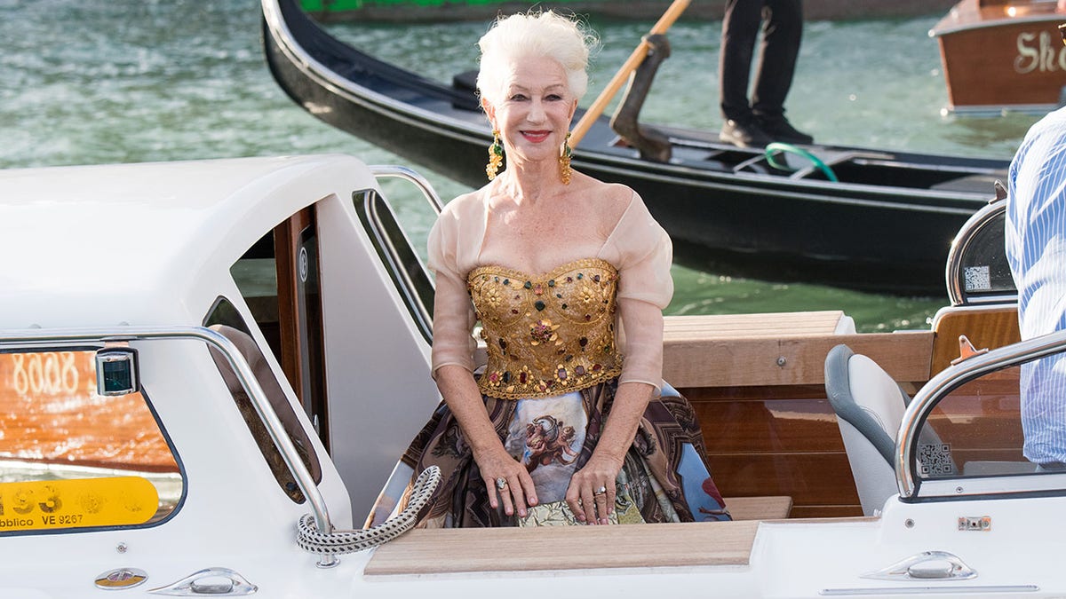 VENICE, ITALY - AUGUST 29: Helen Mirren is seen during the Dolce&amp;amp;Gabbana Alta Moda show on August 29, 2021 in Venice, Italy. ()