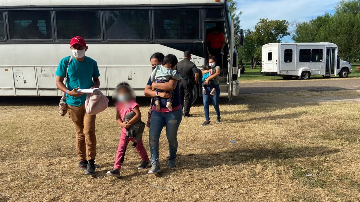 Migrants arrive to the COVID-19 quarantine camp and testing center at Anzalduas Park in Mission, Texas. (Ashley Soriano/Fox News)